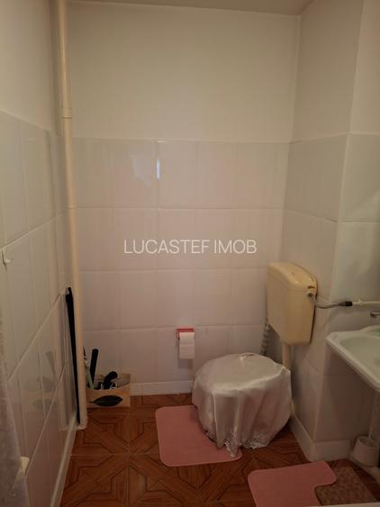 4Camere Crangasi  Metrou Piata - 14