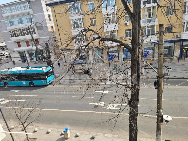 Apartament 2 camere, ultracentral – rar, etaj 2, boxă - 4