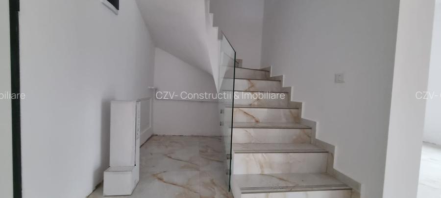 Spațiu, 3 Dormitoare, Curte și Parcare Proprie - 6