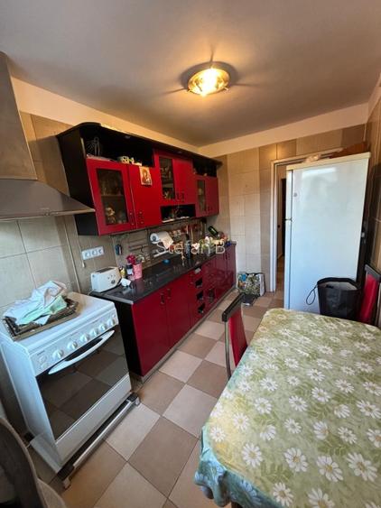 Proprietar – Închiriez 3 camere Pantelimon, vizavi Lidl, apropiere Metrou - 5
