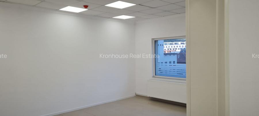 Spatiu de inchiriat | Pretabil birouri | - 12