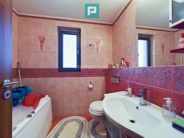 Vilă spațioasă cu 8 camere, Grădiște - 39