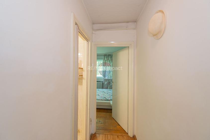 Apartament cu 3 camere de vanzare, 57 mp utili, Auchan Crangasi
