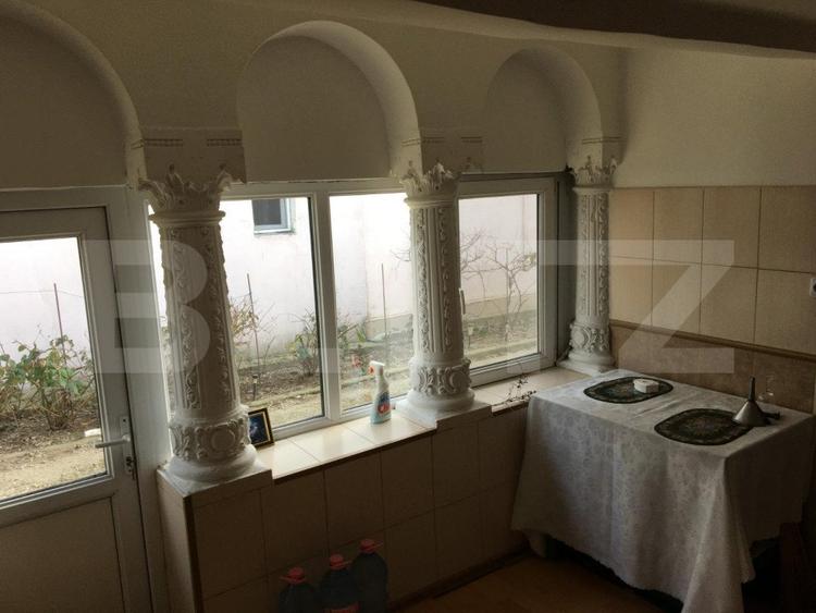 Casă 70mp utili, teren 1000mp, front stradal 10ml, Târgoviște