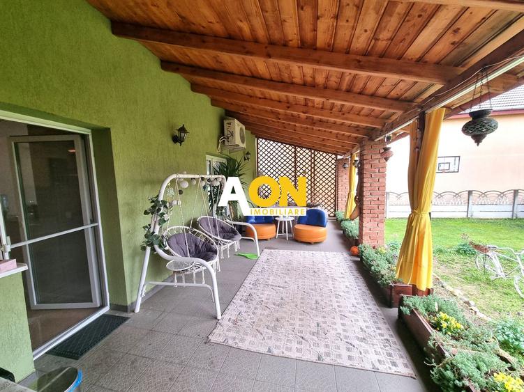 De vanzare casa 5 camere , 886mp teren, zona Alba-Micesti