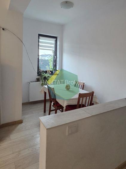 Casă tip duplex P+1+M, cu mansardă de 50 mp și curte generoasă