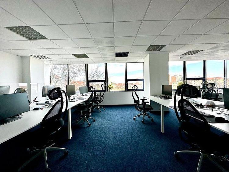 Birou amenajat - Piața Unirii/Bastion - 10