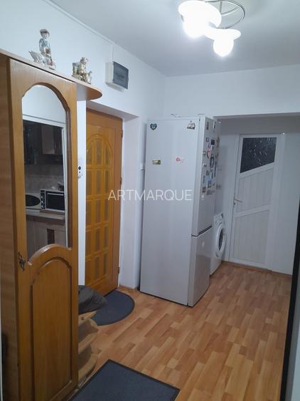 Apartament 2 camere renovat bloc cu lift si loc de parcare - 6