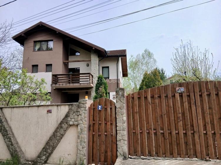 Vilă în Bârnova 260 mp utili, teren 1030 mp D+P+E+M, complet mobilată și LIBERA - 23