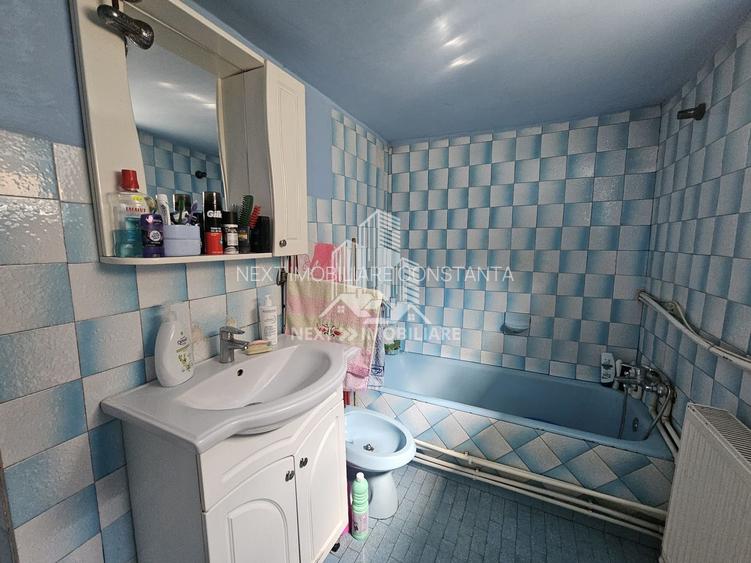 Casă  4 camere cu 2 intrări, garaj și teren 1751mp– Cobadin - 9