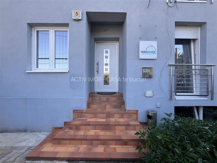 Lugoj,  Vila de Vis Cu Piscina, 440 Mp. Construiti, 820 Mp. Teren - 26