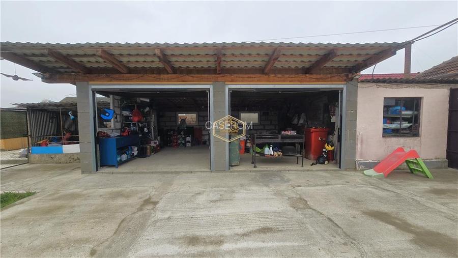 VIDEO | Casa cu teren generos si deschidere la 3 strazi | 10 minute de Satu Mare - 19