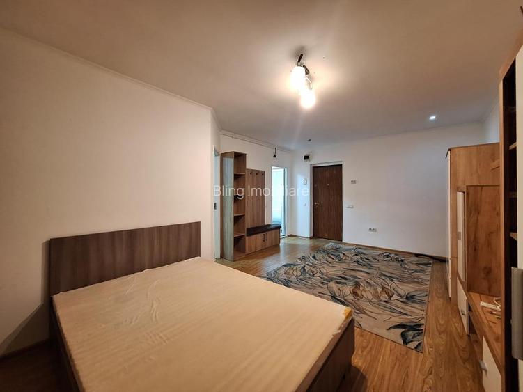 Apartament cu o camera, 34 mp, balcon, zona Florilor - 2