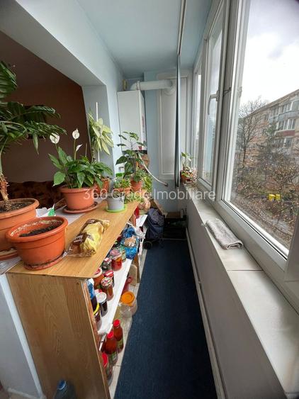 3 camere, situat în zona Lipovei, 63 mp - 8