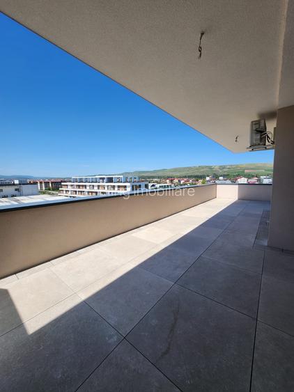 Apartament tip Penthouse, 3 camere, 81 mp, terasa 100 mp, Zona Cetatii - 9