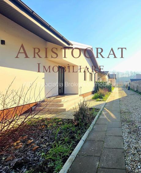 Casa parter zona centrala - 2