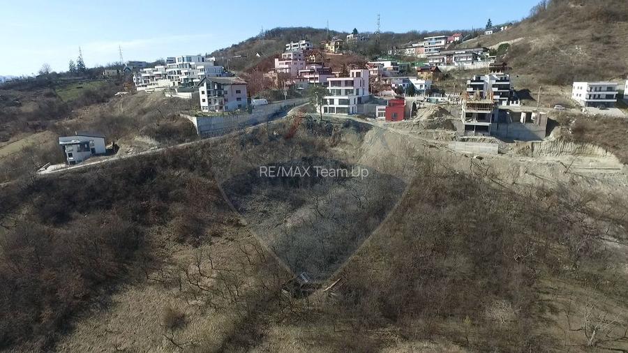 Teren 6309mp cu panoramă superbă asupra orașului – Uliului, Grigorescu - 6