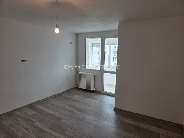 Nicolae Grigorescu, 10 minute metrou, la parcul Titanii, Prisaca Dornei, - 14