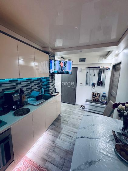Apartament 3 camere decomandat vis a vis de hotel zodiac  - 7