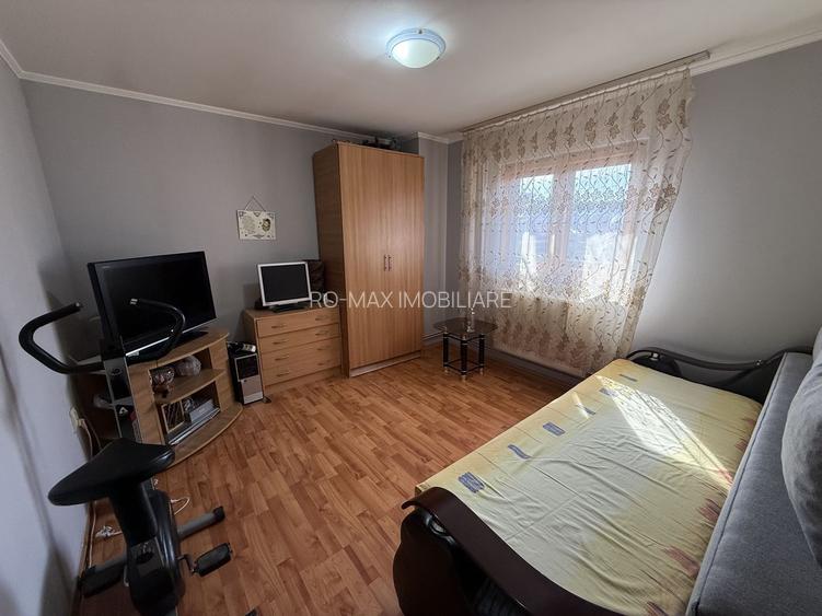 Vila 5 camere 120mp+magazin 40 mp-construcție 2008 Central - Câmpina - 14