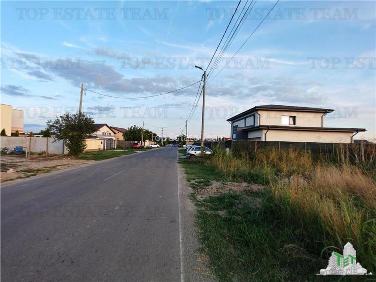 Teren intravilan pentru constructii stradal, 2965 mp, cu toate utilitatile si de - 6
