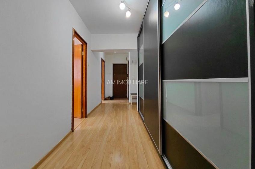 AP. 3 CAMERE 1 DECEMBRIE,  BLOC REABILITAT, METRU 5 MINUTE, MODERN - 6