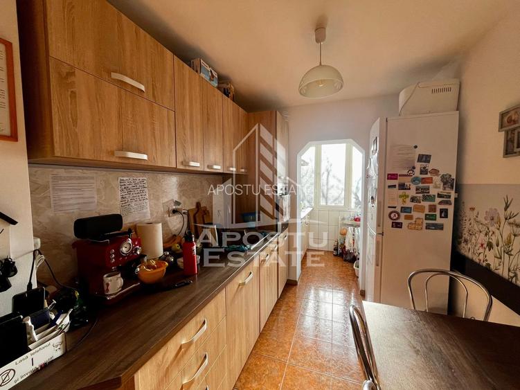 Apartament 3 camere, etaj 3, centrala proprie, zona Lipovei - 6