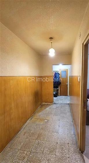 Apartament 2 camere de renovat 1 Decembrie - 7