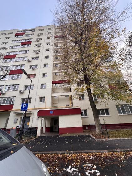 Apartament decomandat 2 camere de închiriat – Luica 45, Sector 4,  - 12