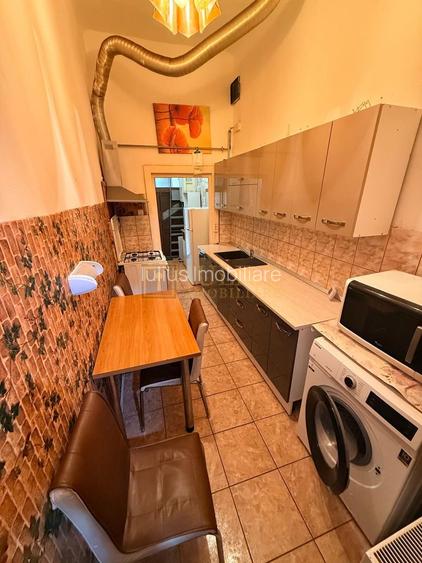 2 camere| Iosefin-vis a vis de Bega |zona superba| loc de parcare| curte comuna| - 6