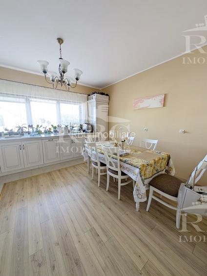 Casa cuplata finisata cu teren 300 mp Floresti str. Narciselor - 5