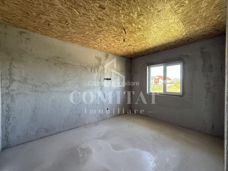 Casă individuală cu garaj și 700 teren Chinteni - 8