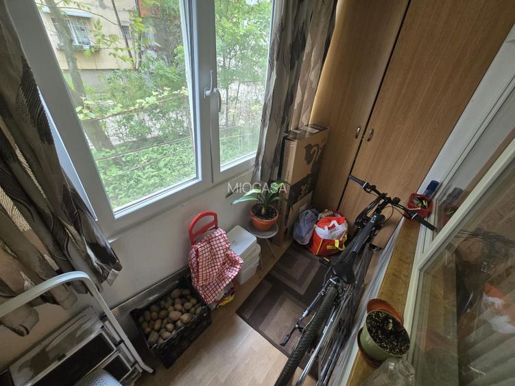 Aproape de Spitalul Judetean. Mobilat. Boxa la subsol. - 13