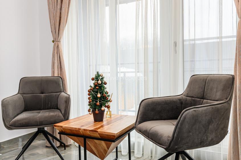 Apartament unic in PREDEAL – LUX, vedere la partie cu terasa si parcare - 7