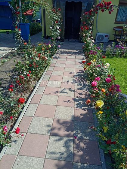 Casuta amenajata cu 800mp central Catamarasti Deal - 2