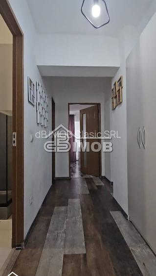 Apartament cu 3 camere, Calea București, etaj 3 - 4