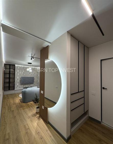 Apartament 2 camere balcon si parcare zona Strand - 4