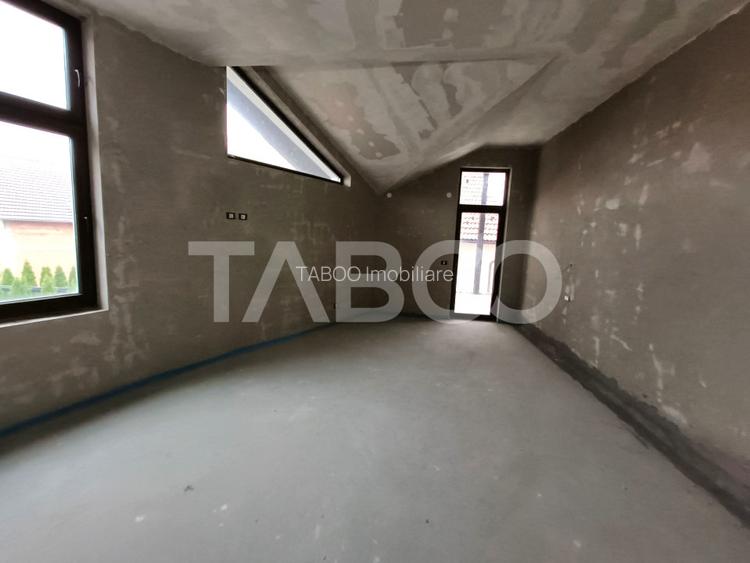 Casa 5 camere 250 mp cu incalzire in pardosea zona Tineretului Sibiu - 14