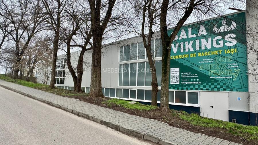 Închiriez spatiu industrial 990 MP - 5,5 euro /mp /luna +TVA - 9