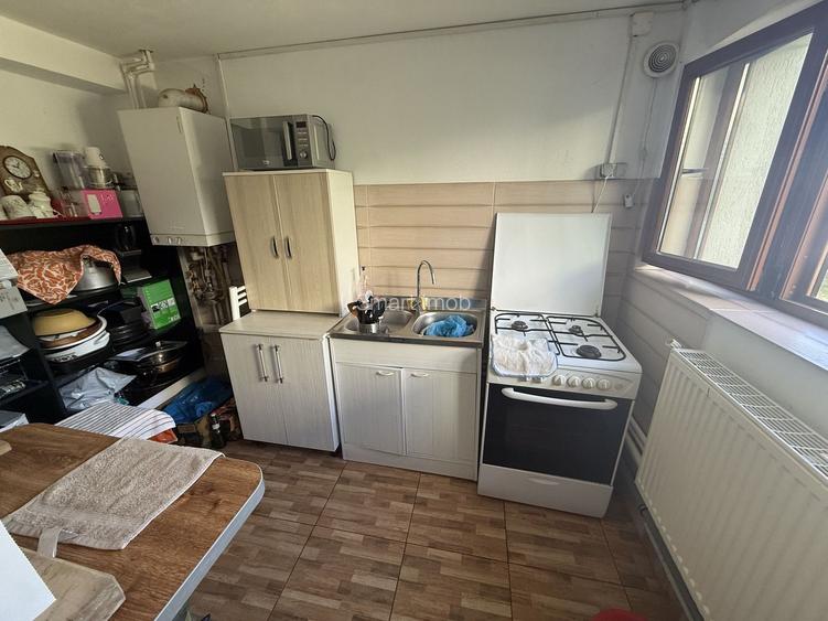De vânzare VILA P+1 zona Islaz - 21