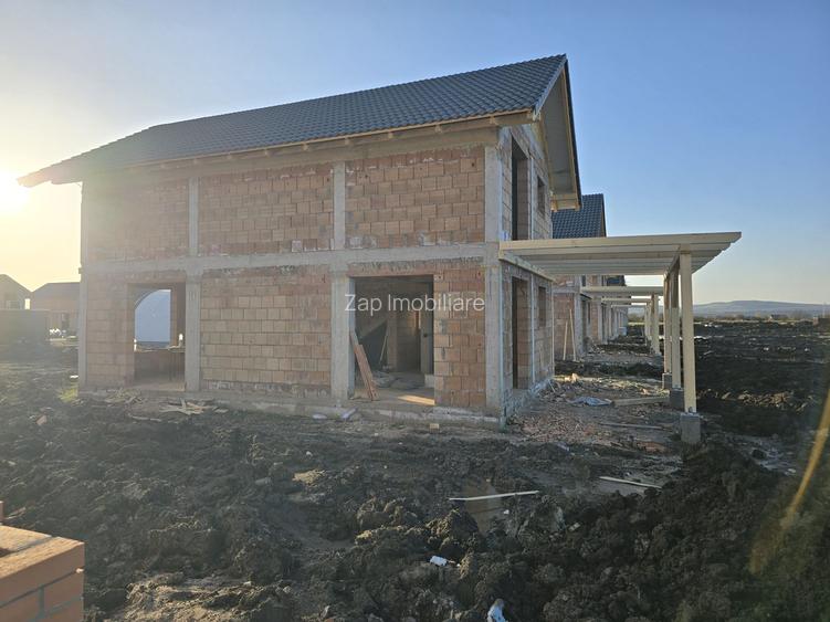 Casa 4 camere la cheie,10 minute de spital 150mp,700mp teren - 6