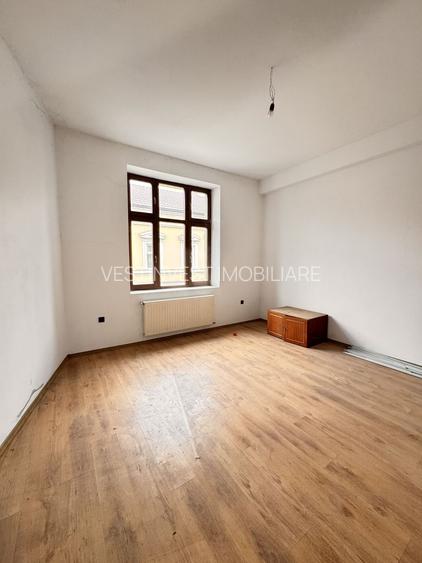 Spațiu comercial de închiriat – Ultracentral, Oradea – 203 mp utili – - 3