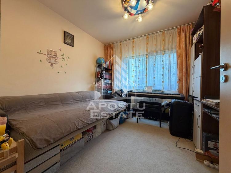 Apartament cu 3 camere, semidecomandat,centrala proprie,zona Girocului - 5