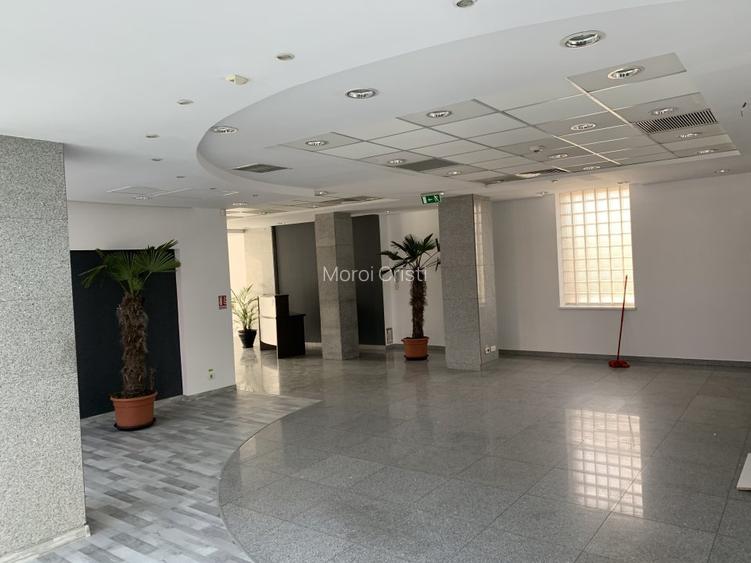 vand cladire zona centrala - 4