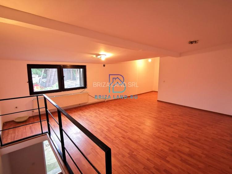 soseaua  Chitilei, Crusovat, casa P+Pod, sup. 238mp, 9 camere - 3 apartamente - 25