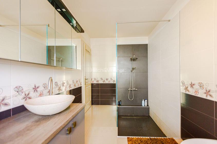 Casa individuala cu piscina - Comision 0% - 25