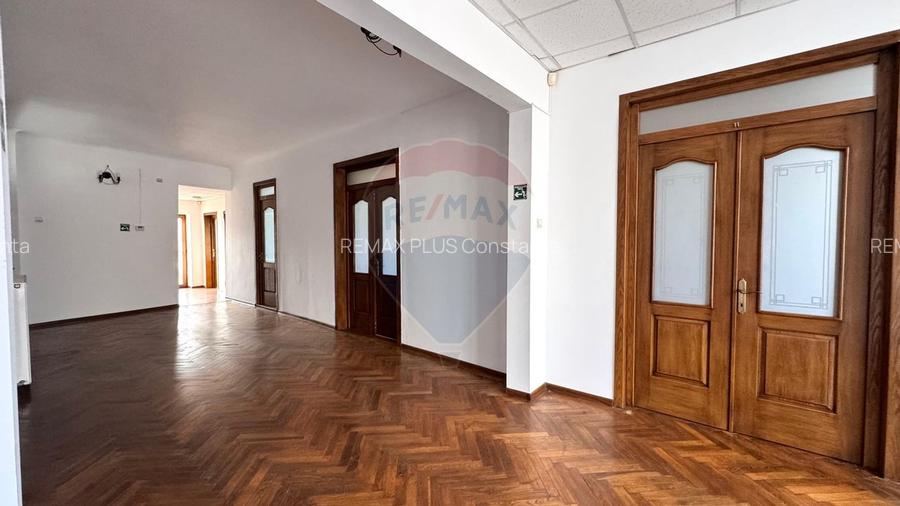 Vila de vanzare in zona peninsulara Constanta - 9