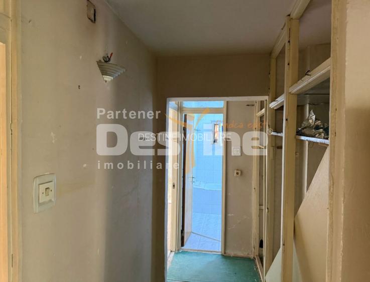 Rahova-Salaj | 4 camere | 84mp | 1/4 | dec | renovat complet | 150.000 euro - 3
