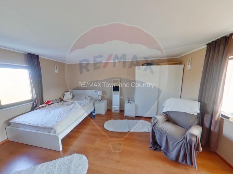 Casă Premium 5 camere - 16