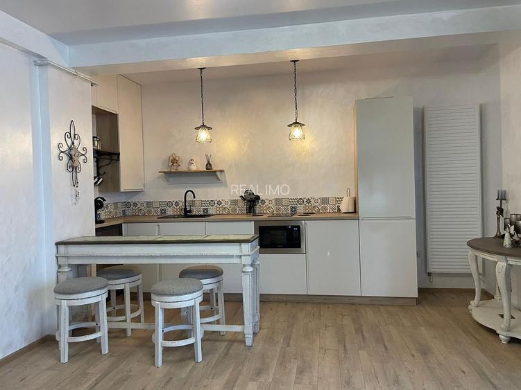 Apartament 2 camere – Hotel Flora, vedere panoramică la mare! - 2